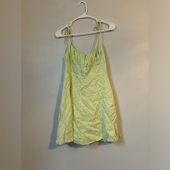 Astr Dresses & Skirts - Astr the label mini lime green sundress size Small
